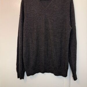 Calvin Klein Extra Fine Merino Wool V-Neck Sweater Charcoal XL Quiet Luxury